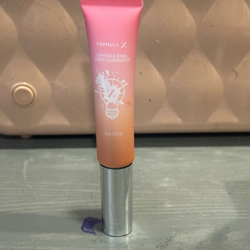 Radiant Pink and Orange Highlighter with Gradient Design
